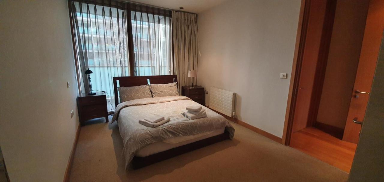 Central Prime King Size Apartment Dublin Ngoại thất bức ảnh