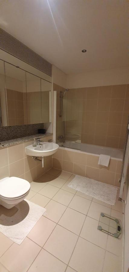 Central Prime King Size Apartment Dublin Ngoại thất bức ảnh